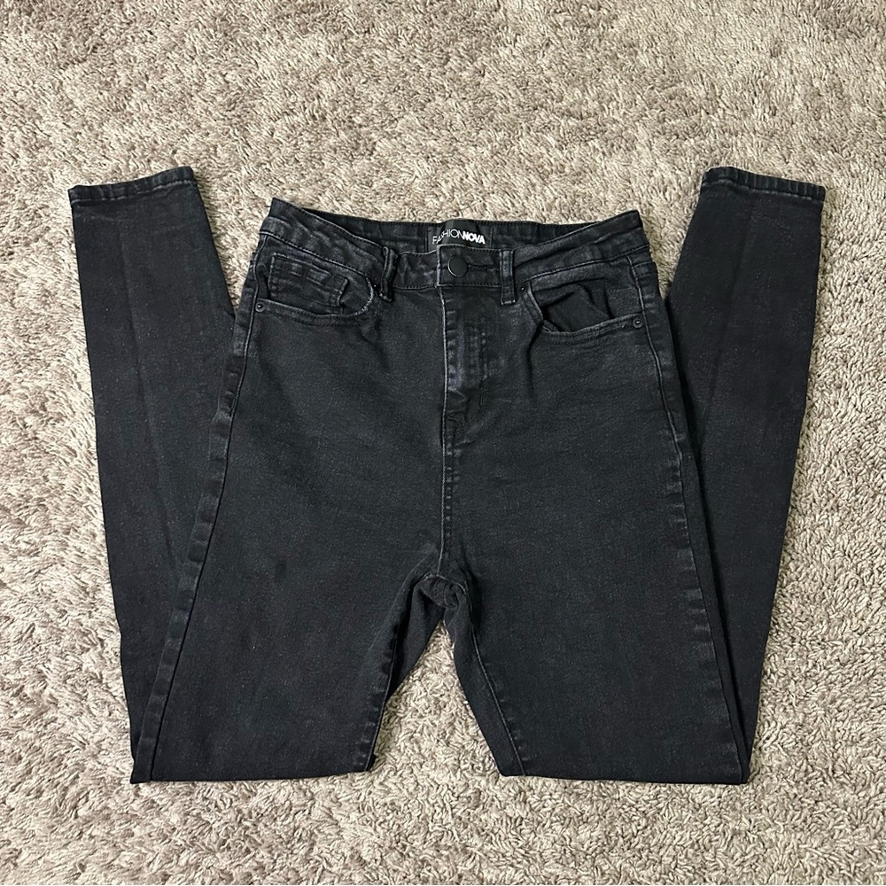 FASHION NOVA Jeans - Dark Wash